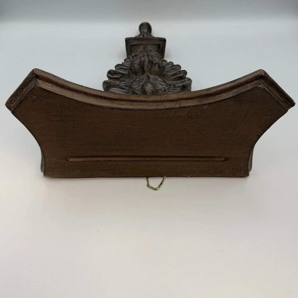Vintage Style Acanthus Leaf Wall Console Corbel Shelf Brown Resin Sconce 14in